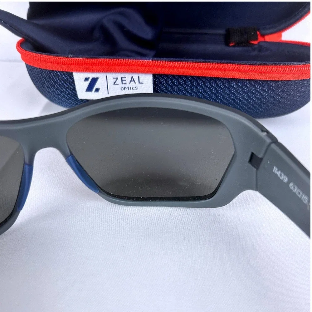 Zeal Optics Caddis Sunglasses Matte‎ Black Ellume Polarized With Case